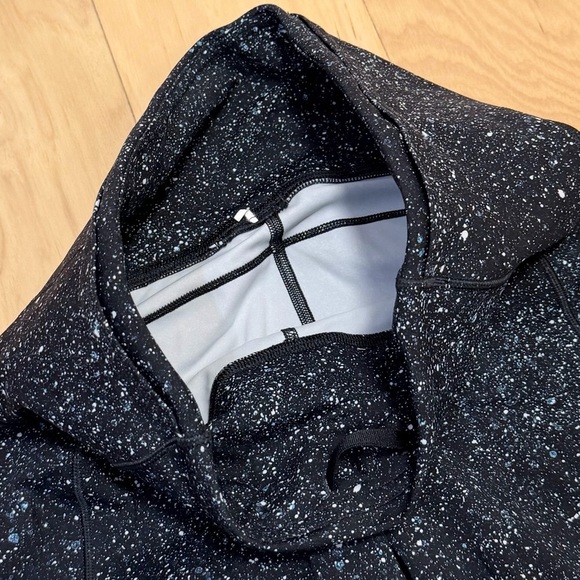 LIKE NEW Lululemon Women’s Fast & Free Crop II Nulux 19” Leggings - Picture 5 of 7